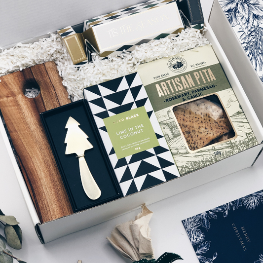 Lasting christmas hamper in custom branded box 10