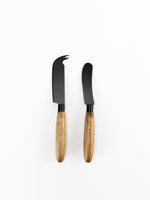 black cheese knife set with wooden handle 2pcs