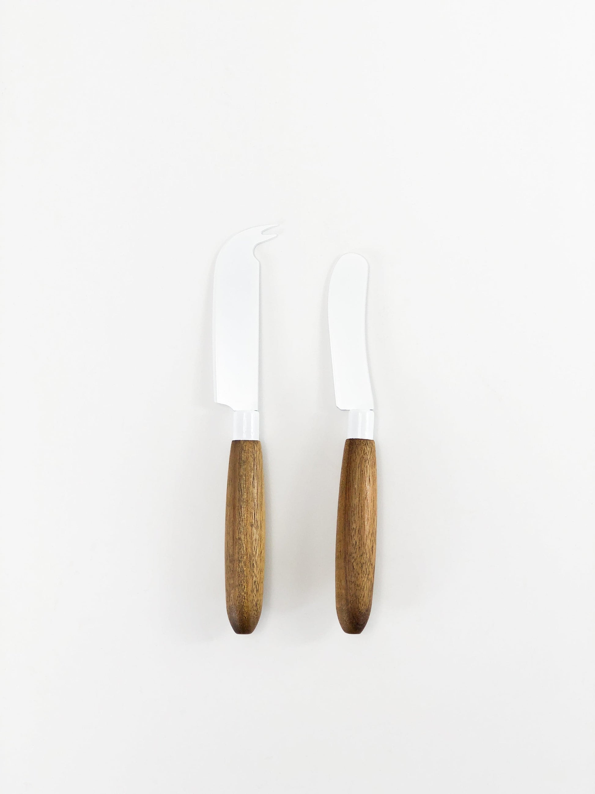 white cheese knife set with wooden handle 2pcs