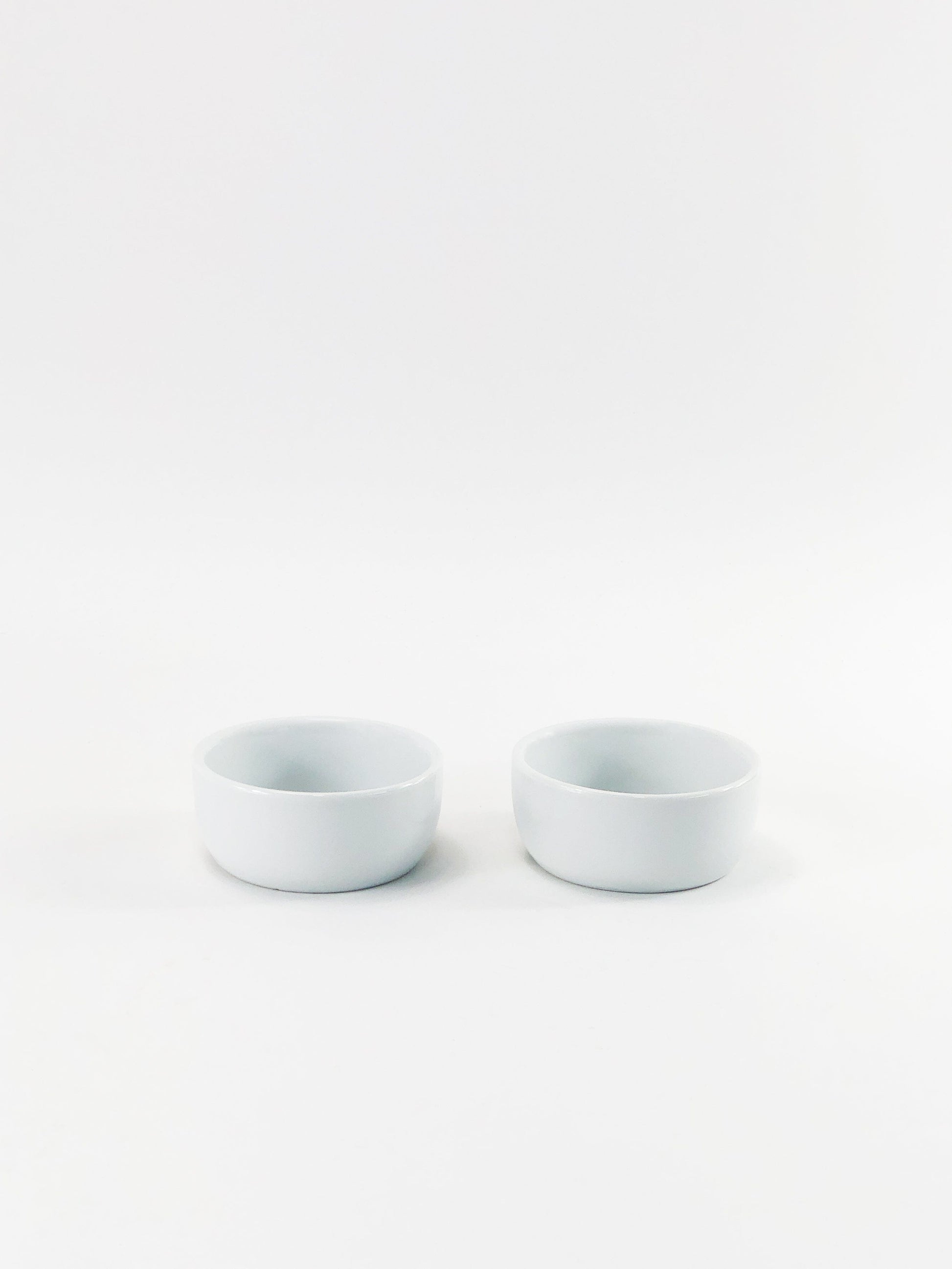 white ceramic serving bowls 2pcs