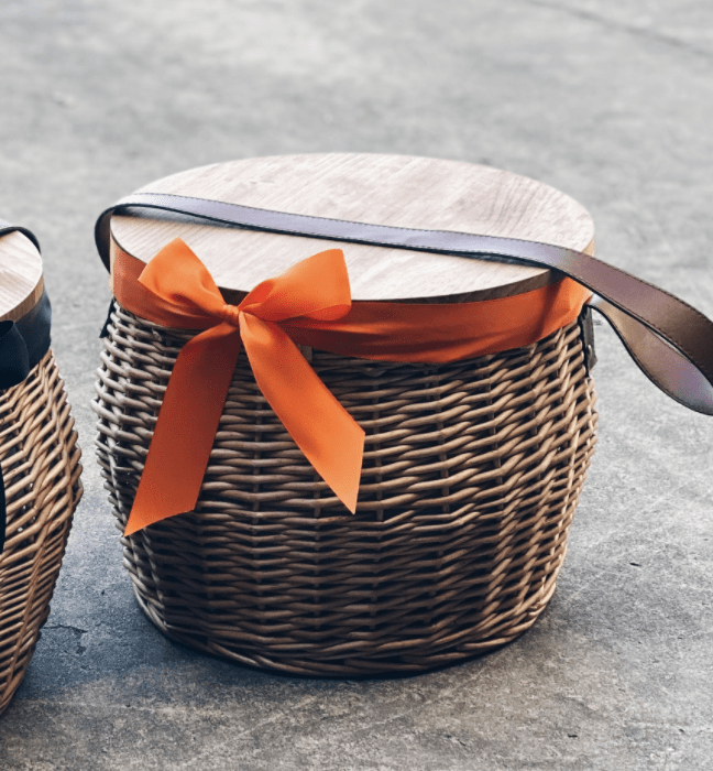 Hubspot - Custom Corporate Gift [Wicker Basket]
