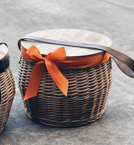 Hubspot - Custom Corporate Gift [Wicker Basket]
