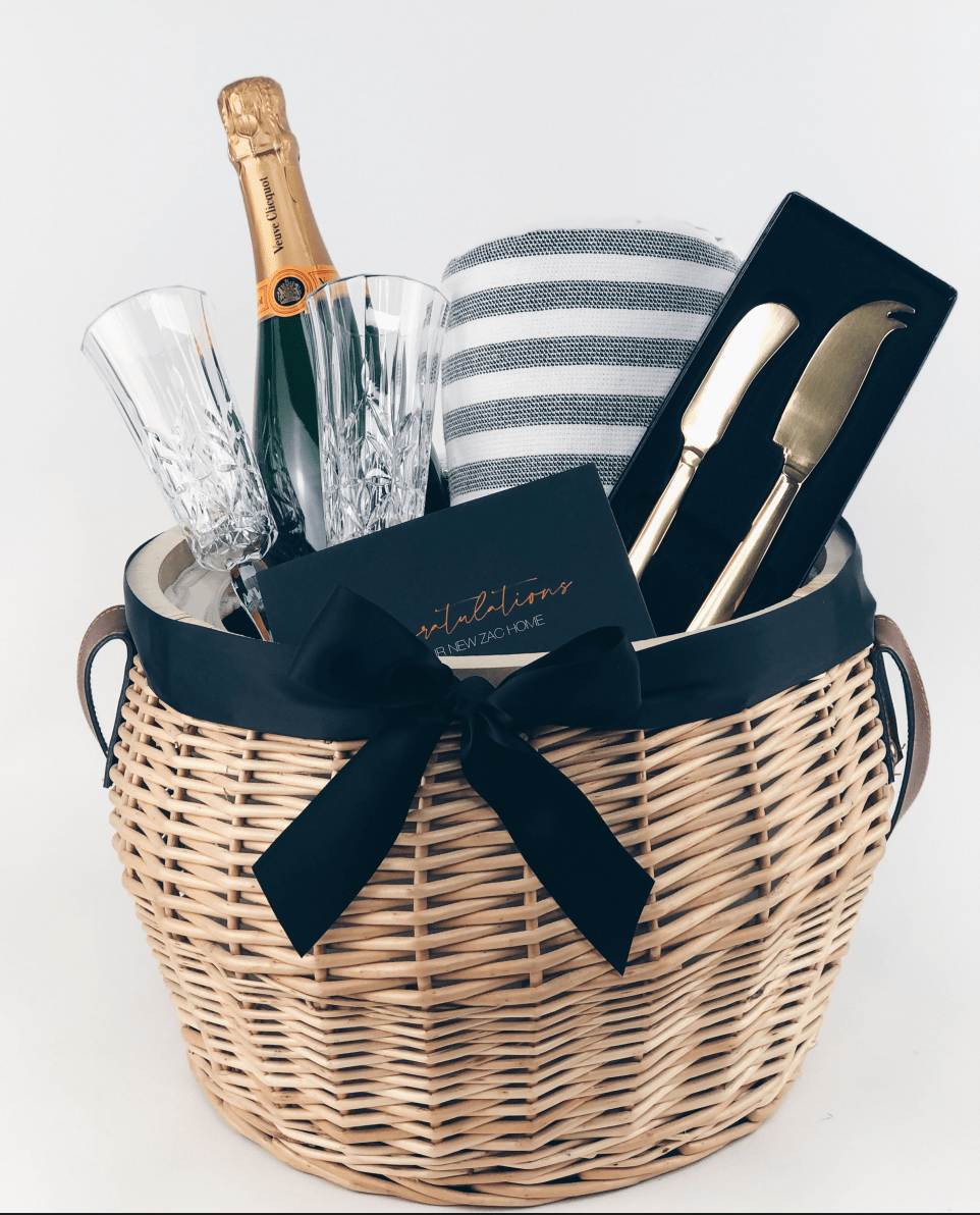 ZAC HOMES WICKER CUSTOM GIFT NEW