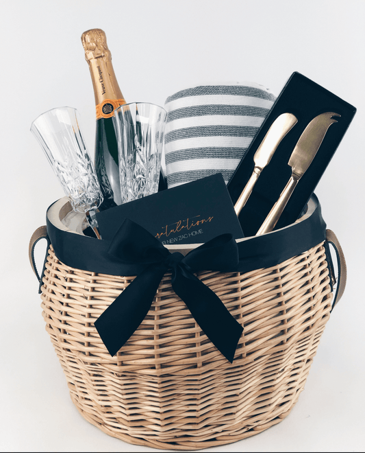 ZAC HOMES WICKER CUSTOM GIFT NEW